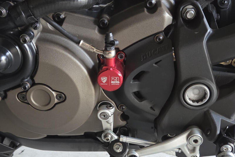 Attuatore frizione per Ducati - diametro 30 mm (Ø30 mm) - Edizione Troy Bayliss Limited Edition