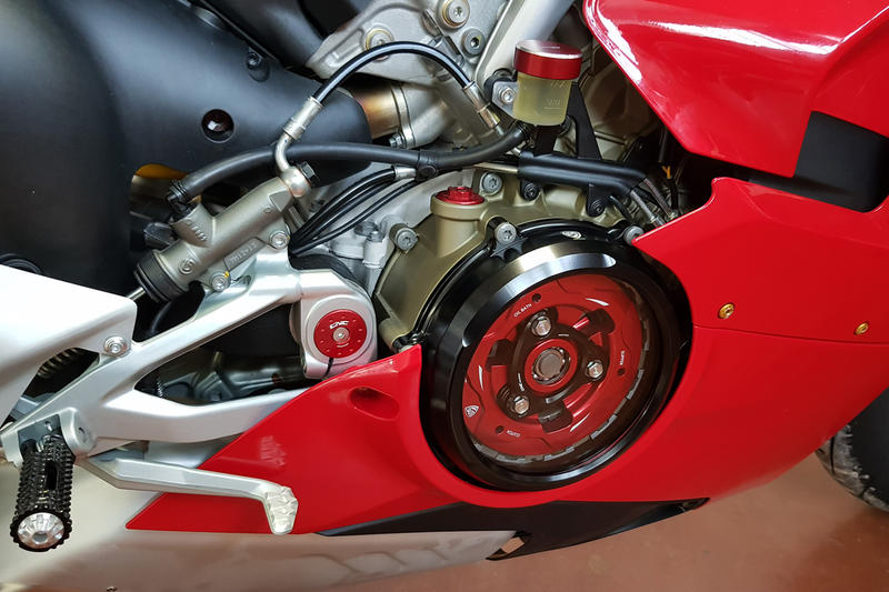 Carter trasparente per frizioni a olio Ducati Panigale V4