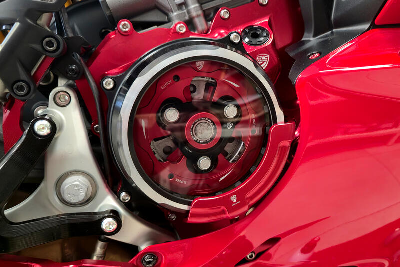 Slider protezione cover frizione – Ducati V2 MY2025 (per cover trasparente CNC Racing CA511)