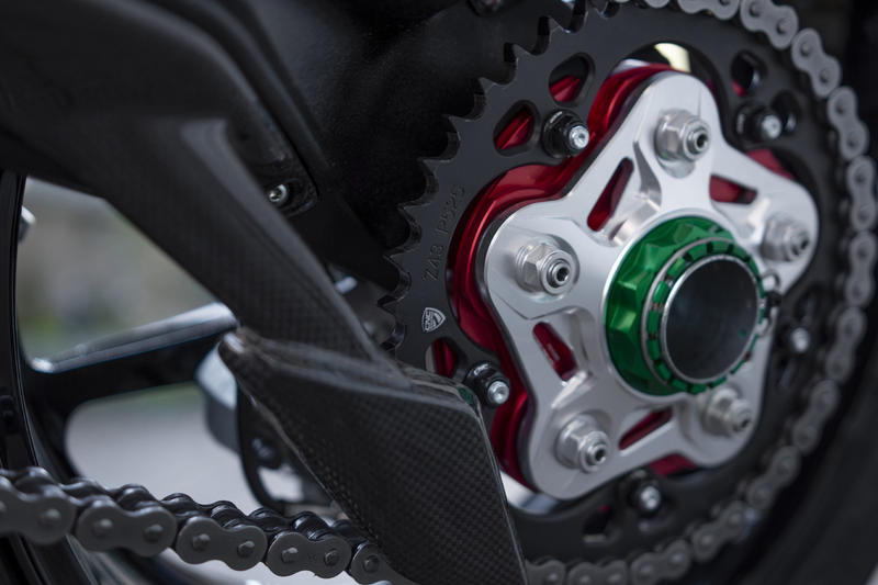 Corona Z43 P525 MV Agusta