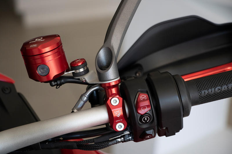 Cavallotto destro Ducati Multistrada V4 - Multistrada V2 MY2025