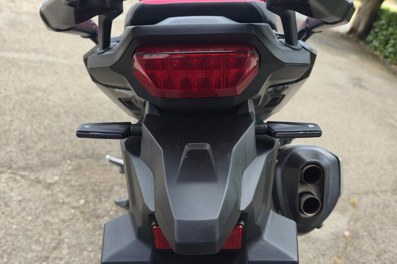 Frecce sequenziali a LED in alluminio "Wing" - indicatori di direzione omologati