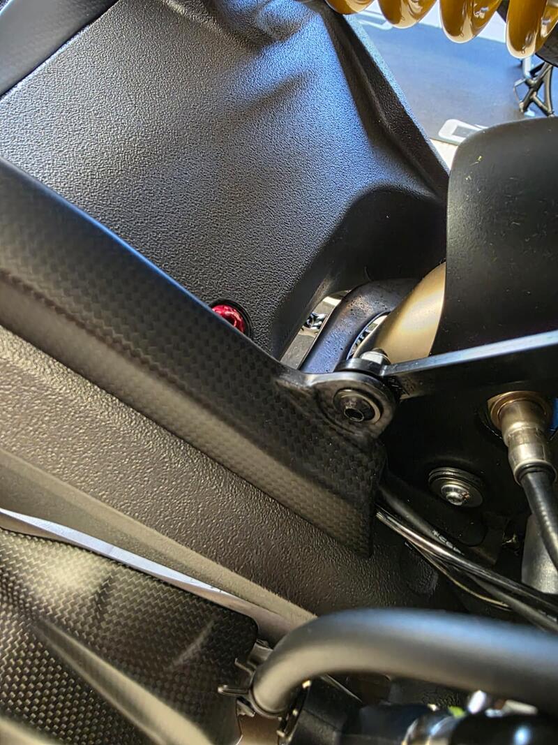 Parafango posteriore in carbonio per Ducati Multistrada V2 MY2025