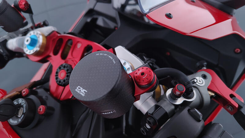 Serbatoio olio freno anteriore 25 ml - in carbonio