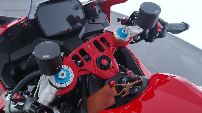 Serbatoio olio freno anteriore 25 ml - in carbonio