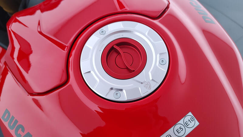 Tappo serbatoio carburante - flangia GEAR