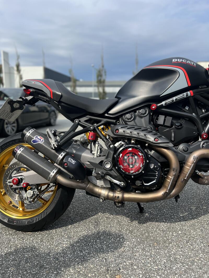 Carter trasparente per frizioni a olio Ducati