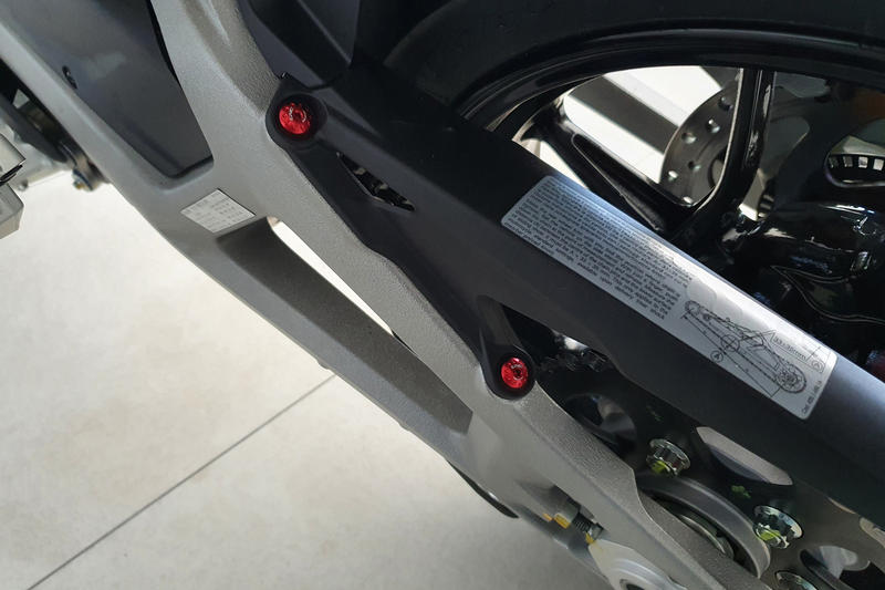 Kit viti paracatena superiore Ducati Multistrada V4