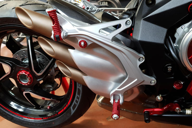 Boccola vite silenziatore di scarico MV Agusta