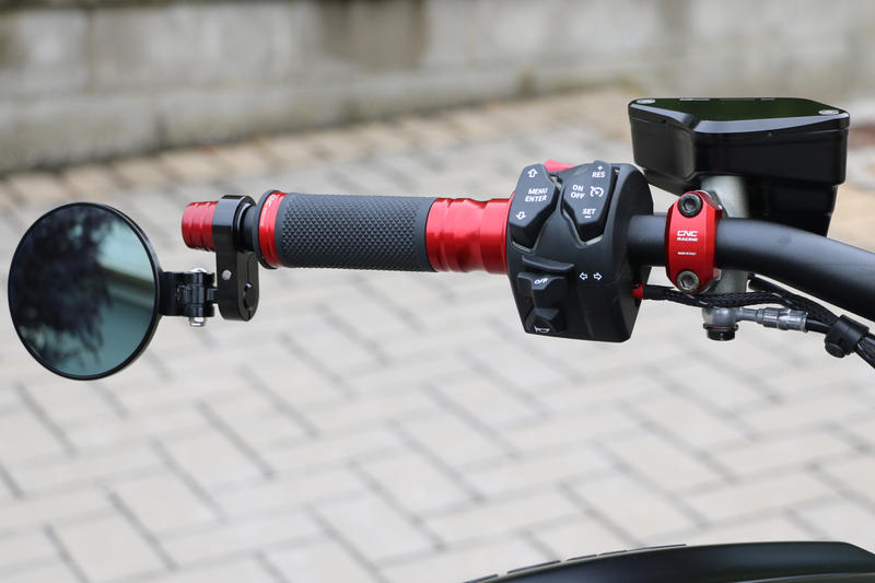 Tappi serbatoi fluido freno e frizione Ducati - Touch