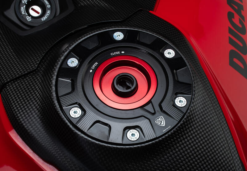 Tappo serbatoio carburante - chiusura Fast Key