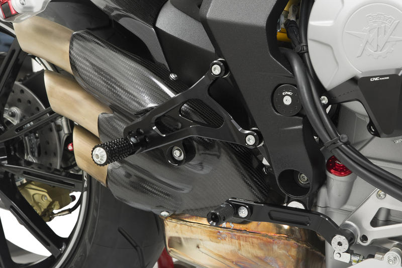 Pedane regolabili MV Agusta