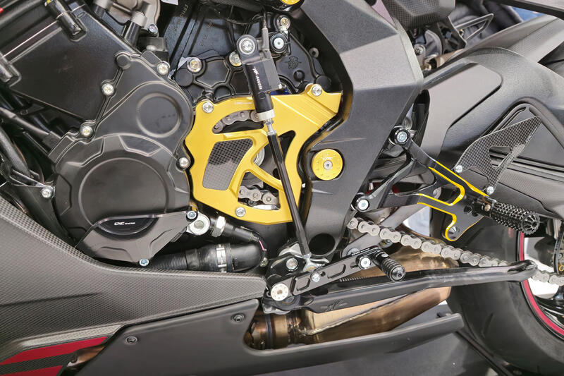 Pedane regolabili - Comandi cambio rovescio MV Agusta 