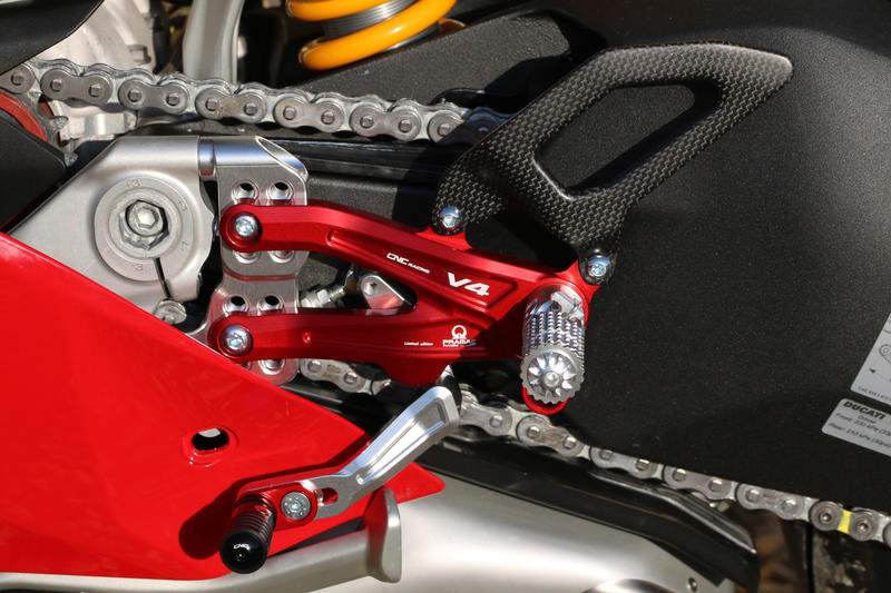 Pedane regolabili Ducati Panigale V4 - Carbon - Pramac Racing Limited Edition