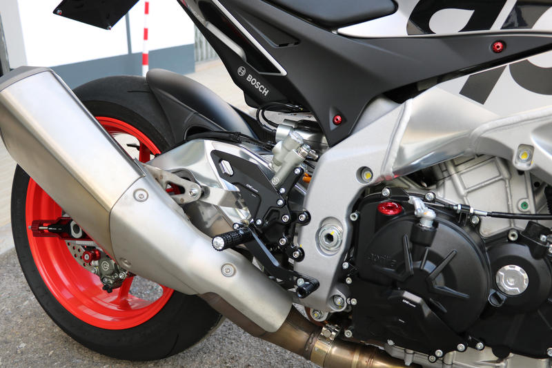 Pedane regolabili Aprilia RSV4 / Tuono