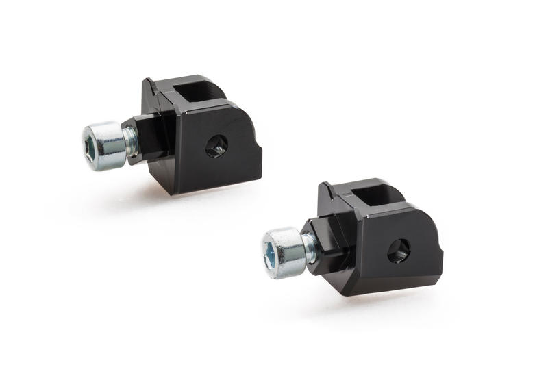 Footpegs kit TOURING - passenger adapters