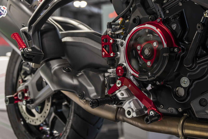 Footpegs kit TOURING driver - adapters