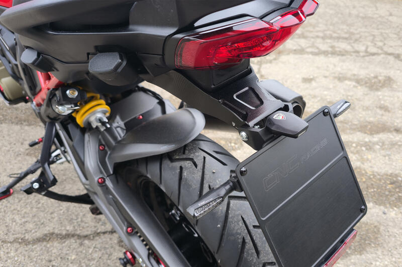 Portatarga regolabile per Ducati Multistrada V4 MY2025 e V4 Rally 2023-2025