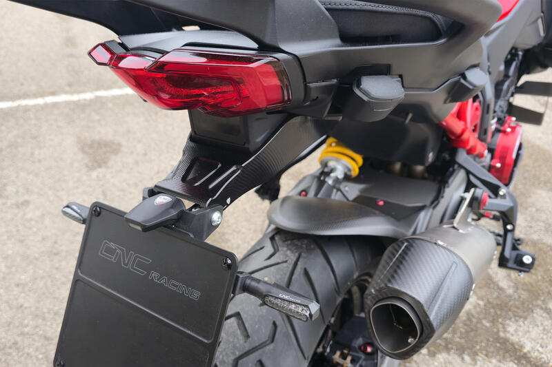 Portatarga regolabile per Ducati Multistrada V4 MY2025 e V4 Rally 2023-2025