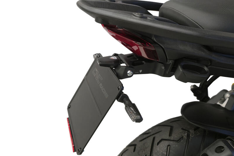 Portatarga regolabile per Ducati Multistrada V2 MY2025