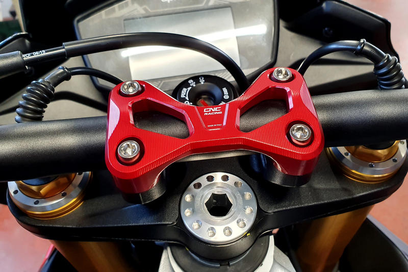 Riser Aprilia Tuono - Moto Guzzi v85 TT