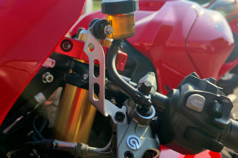 Coppia bracciali semimanubri &Oslash; 50 mm - offset 26 mm - angolo inclinazione 7&deg; Ducati Panigale V2 MY2025