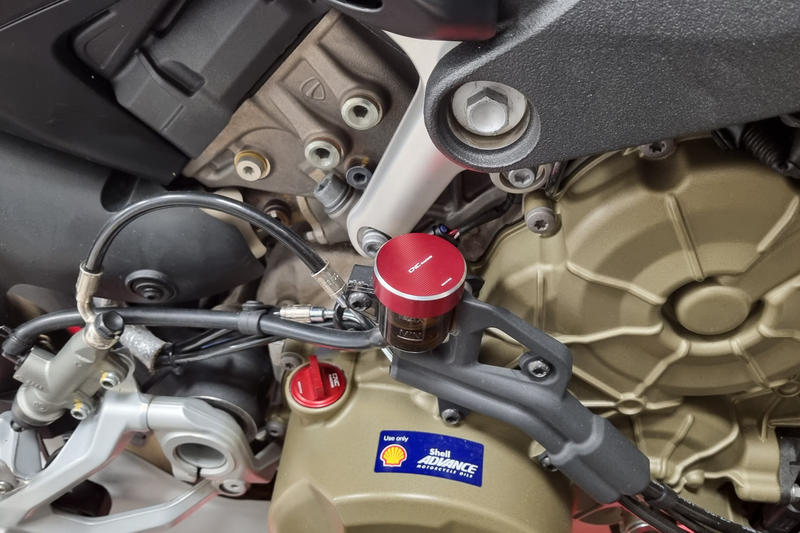 Tappo serbatoio olio freno posteriore M34x4 - BICOLOR