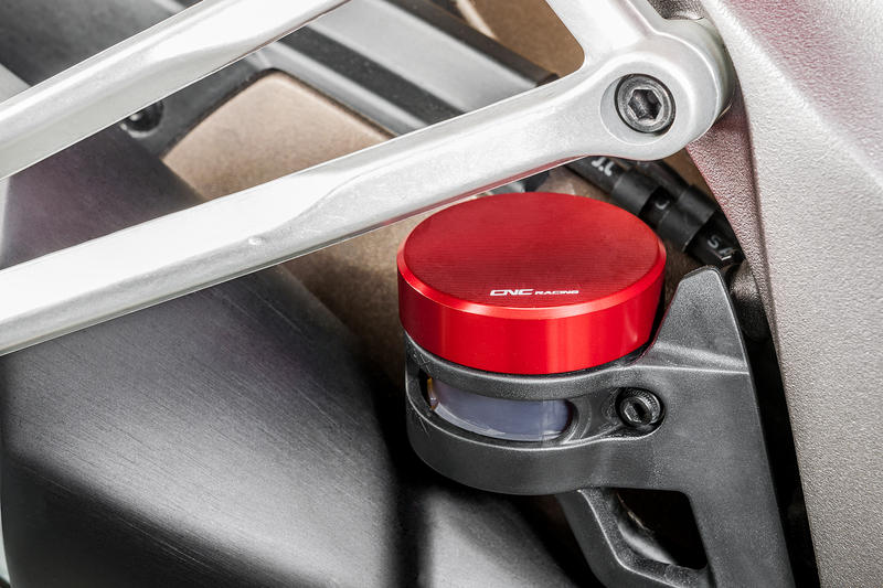 Tappo serbatoio fluido freno posteriore M46x4 - Streaks