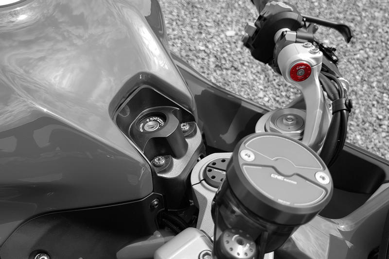 Tappi tubo semimanubrio Ducati