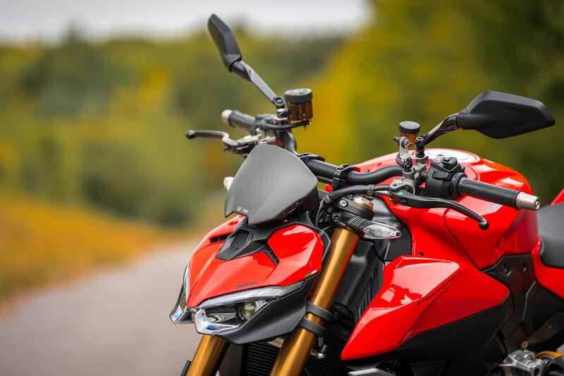 Screen for Ducati Streetfighter V2  MY2025 - Carbon