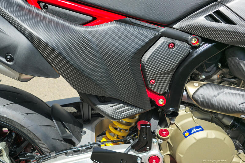 Frame side covers screw kit Ducati Hypermotard 698 Mono