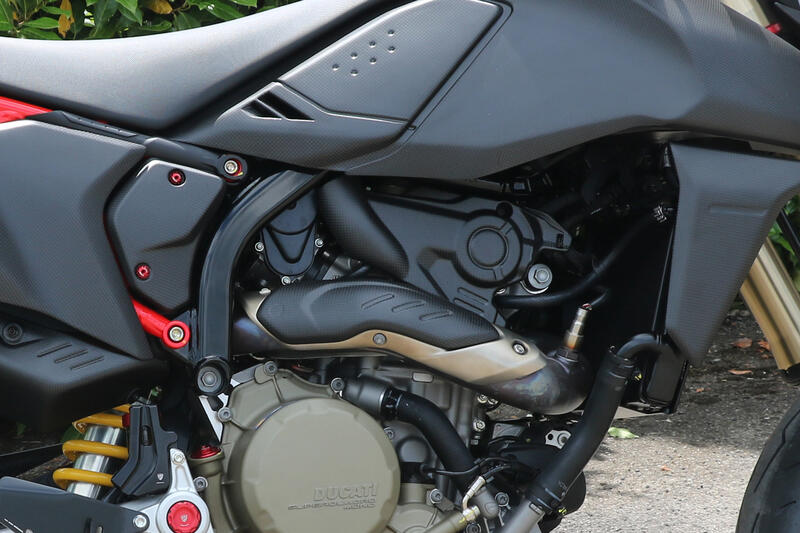 Cover motore DX Ducati Hypermotard 698 Mono - carbonio