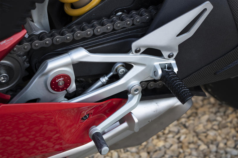 Poggiapiedi per pedane originali Ducati LIGHT - pilota Nero