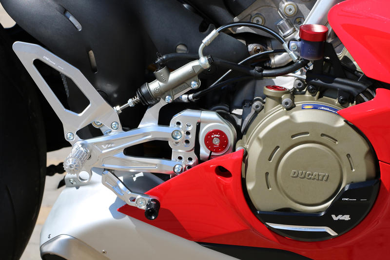 Pedane regolabili Ducati per serie Panigale V4 Argento