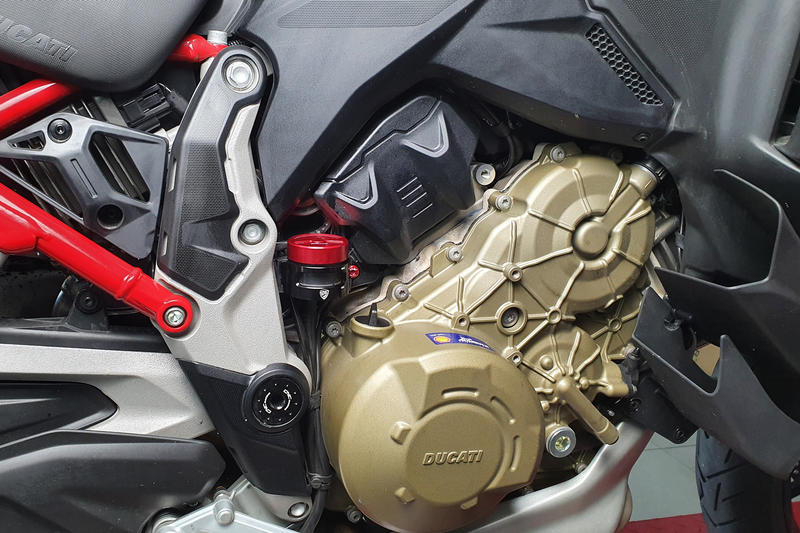 Fascetta serbatoio fluido freno posteriore Ducati Multistrada V4 Nero