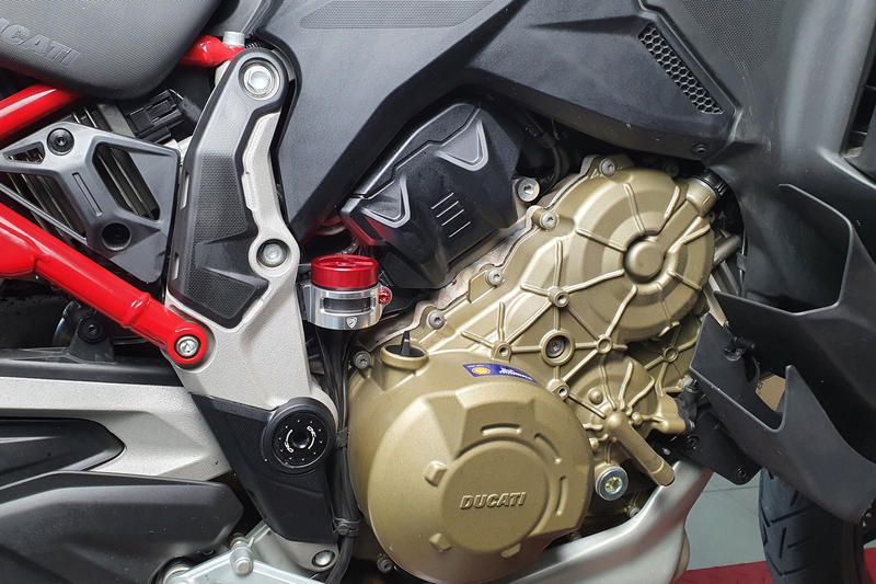 Fascetta serbatoio fluido freno posteriore Ducati Multistrada V4 Argento